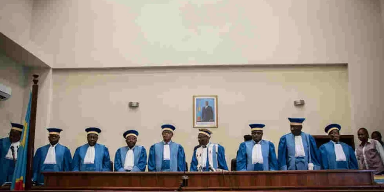 Urgent : une grève imminente à la cour constitutionnelle, voici la raison (source) !