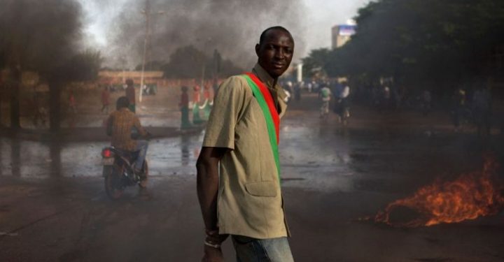 Quelles sont les puissances mondiales qui bénéficient de la tentative de coup d&rsquo;État militaire au Burkina Faso ?